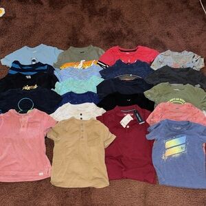COPY - Bundle of 20 2T boys shirts